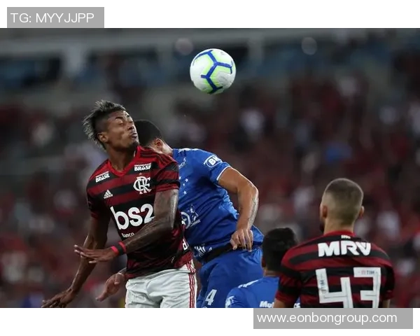 弗拉门戈1-0帕尔梅拉斯夺南美解放者杯冠军,达尼洛一击取胜 弗拉门戈1-0帕尔梅拉斯夺南美解放者杯冠军,达尼洛一击取胜